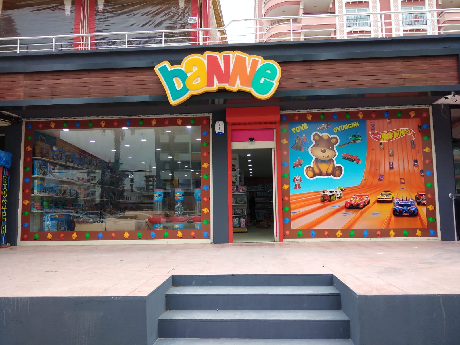 baNNe Kozan'da açıldı